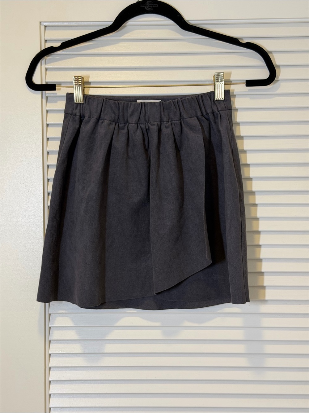 [New] Wilfred Charcoal Gray Pleated Mini Skirt